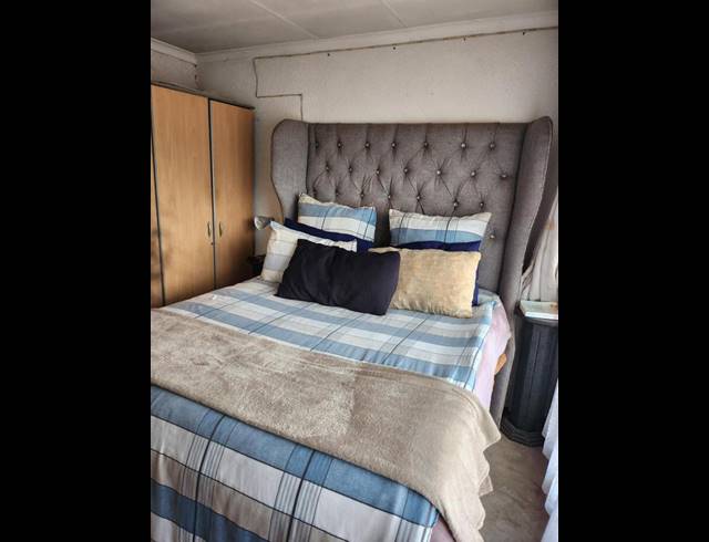 3 BEDROOM HOUSE FOR SALE IN PALM SPRINGS